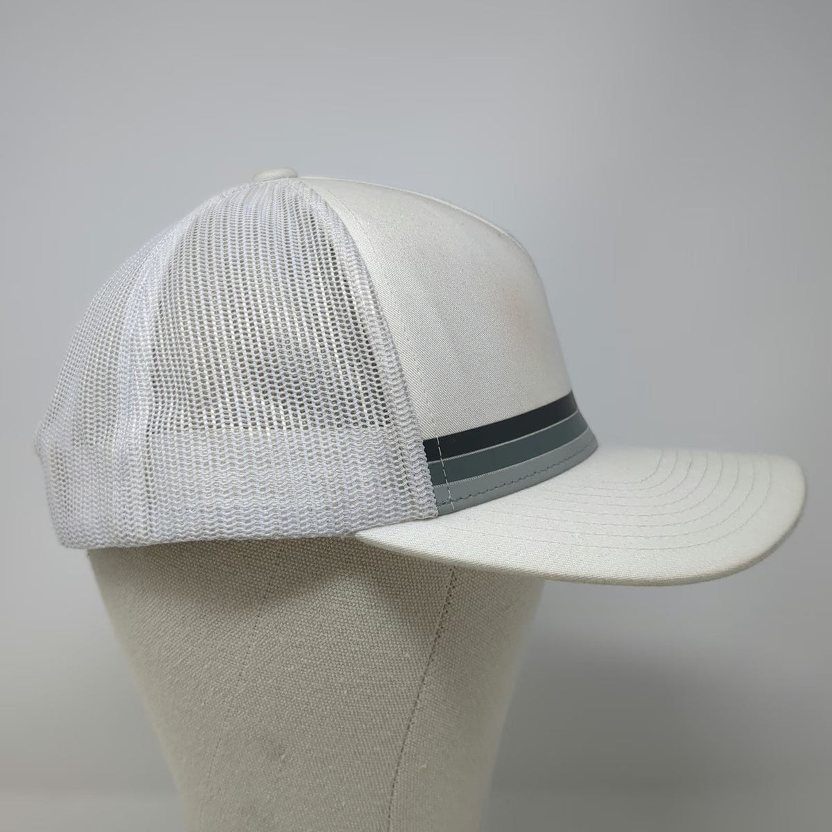 Travis Mathew Trucker Hat White One Size Mesh Snapback Striped Golf Sport Hat