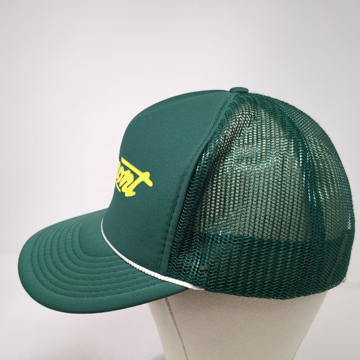 Maydale Trucker Hat Green One Size Foam Front Rope Snapback Vermont Script Cap