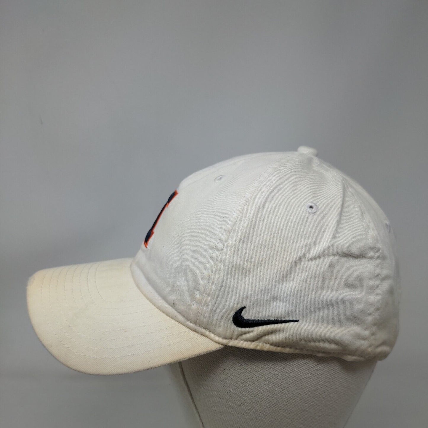 Nike Heritage86 Dri Fit Slideback Hat White OSFM Fighting Illini Distressed