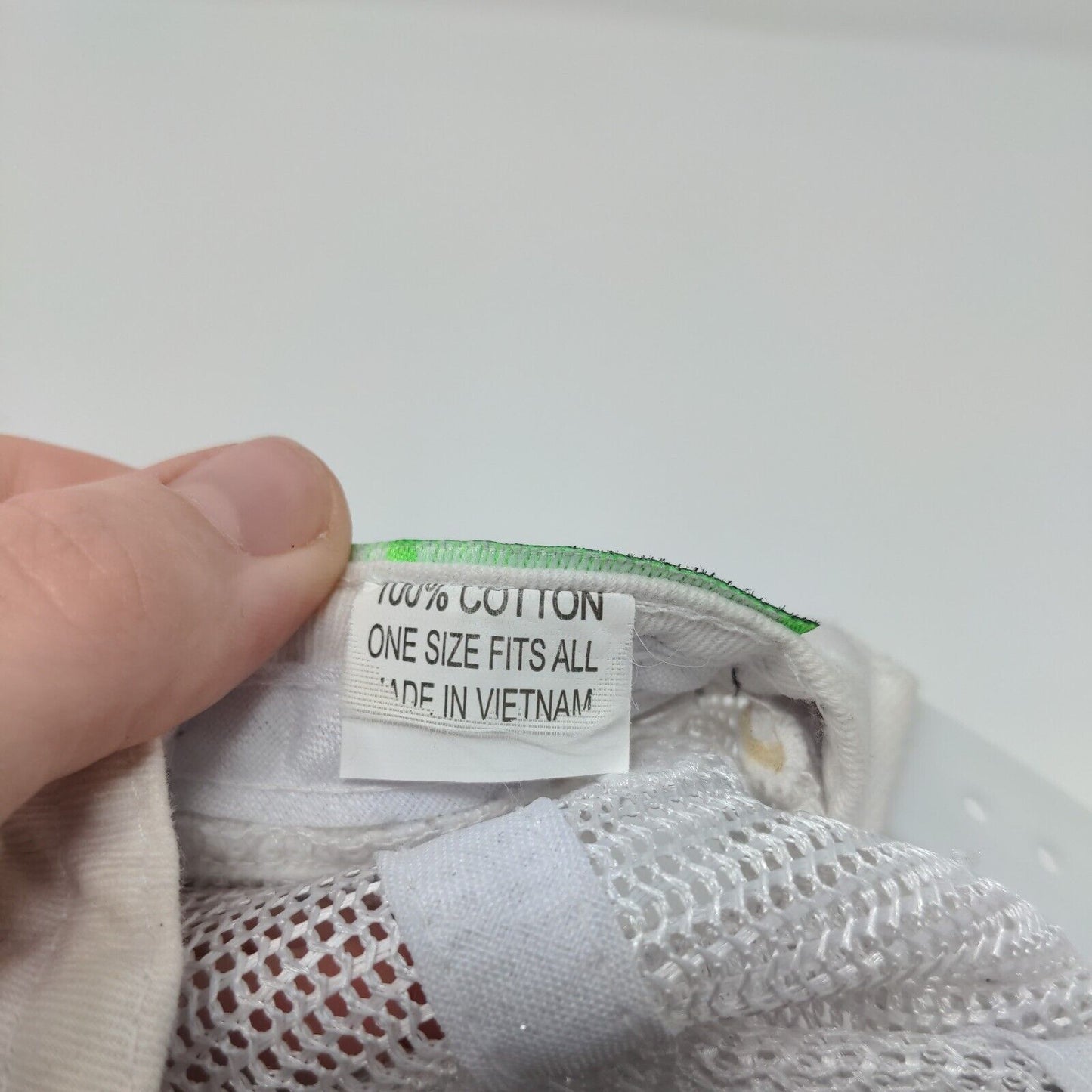 Valley Country Store Snapback Trucker Hat Gray OSFA Adjustable Mesh Vie Gear