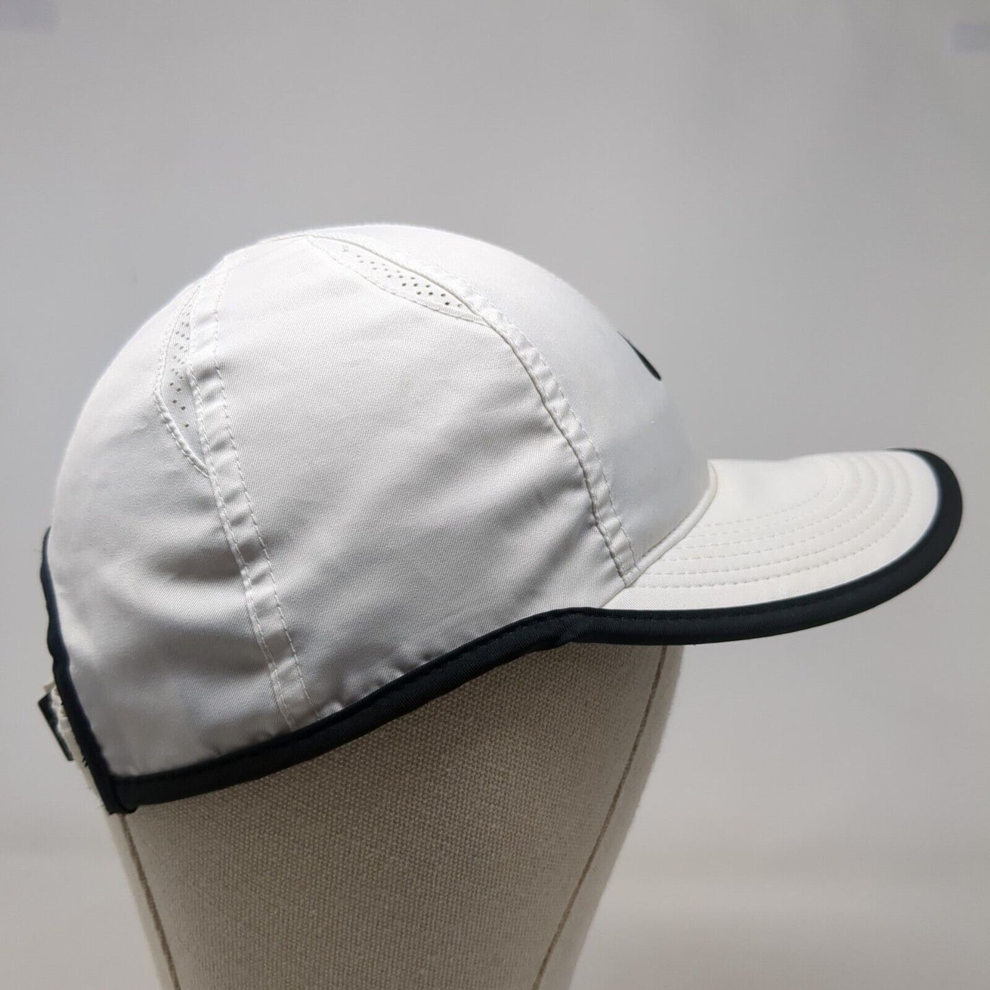 Nike Strapback Hat White One Size Adjustable Featherlight Dri-Fit