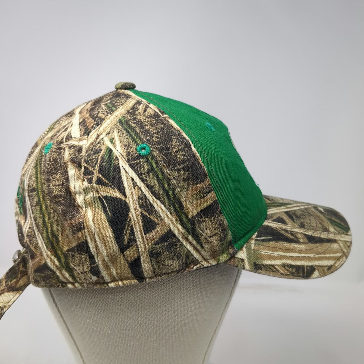 Oregon Ducks NCAA Signatures Cap Green Brown Camo One Size Slideback Logo Hat