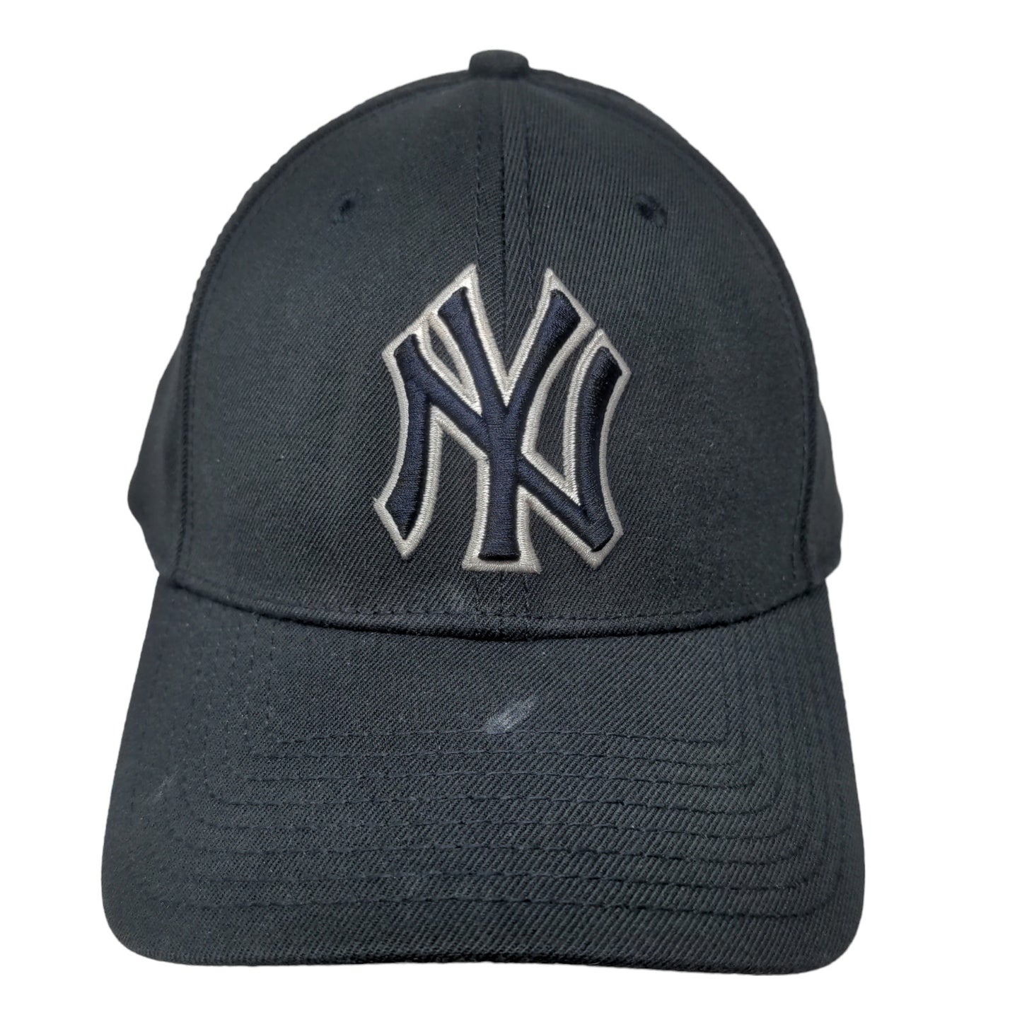 New Era Men's Fitted Hat Black Size M/L Embroidered New York Yankees Logo