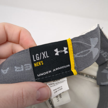 Under Armour Fitted Hat White L/XL Lightweight Embroidered Vented Holes 6 Panel