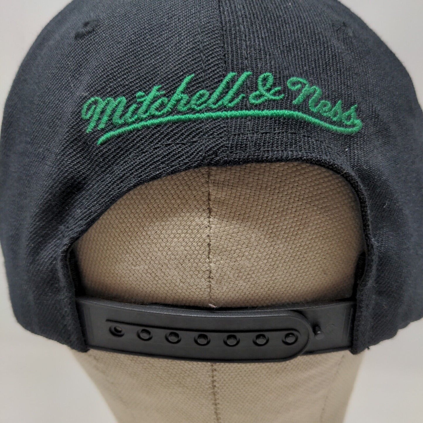 Mitchell & Ness Men's Snapback Hat Boston Celtics Hardwood Classics Logo