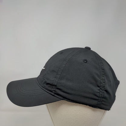 Nike Strapback Hat Black One Size Adjustable Embroidered Swoosh Logo 6 Panel