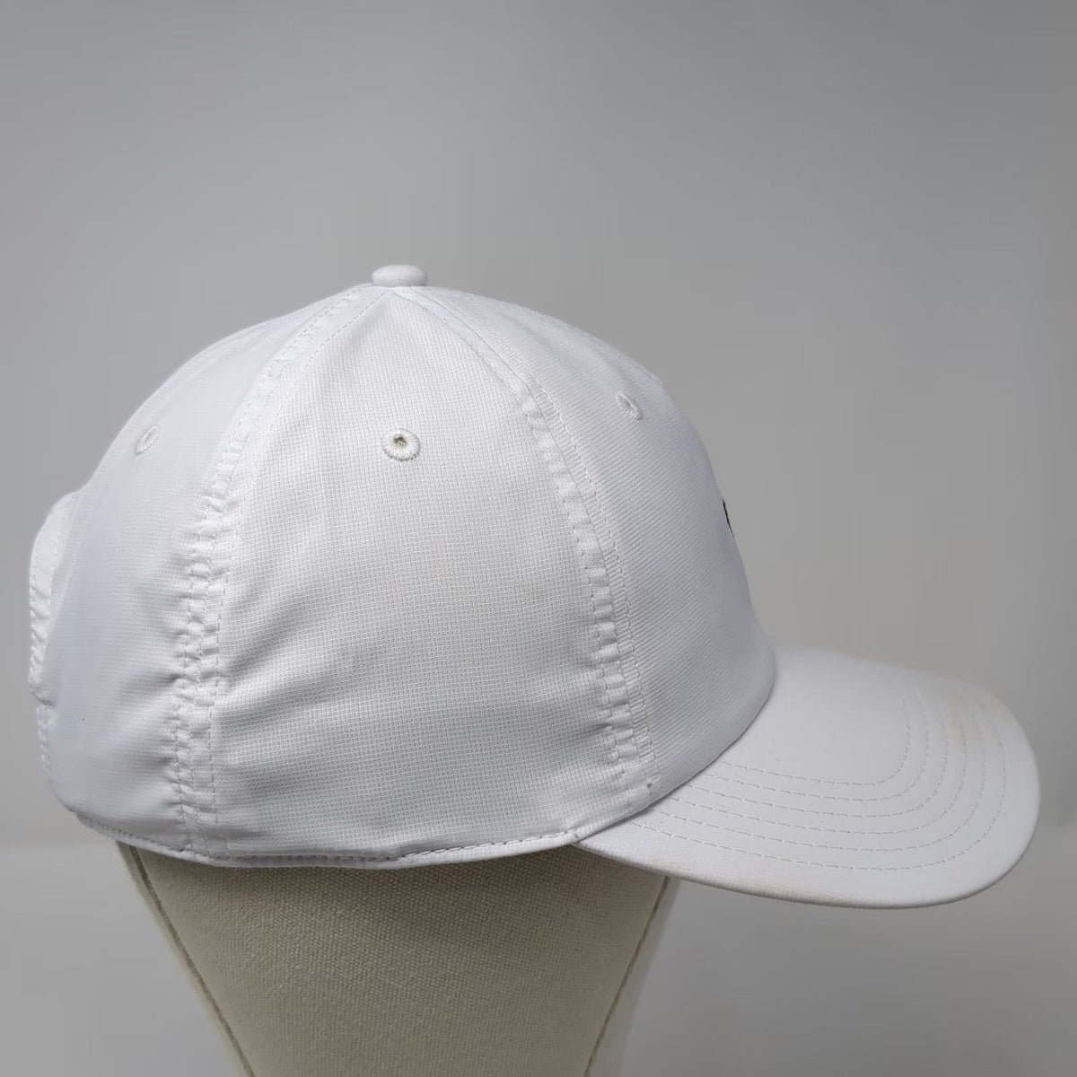 Birddogs Baseball Cap White One Size Performance Slideback Hummingbird Logo Hat