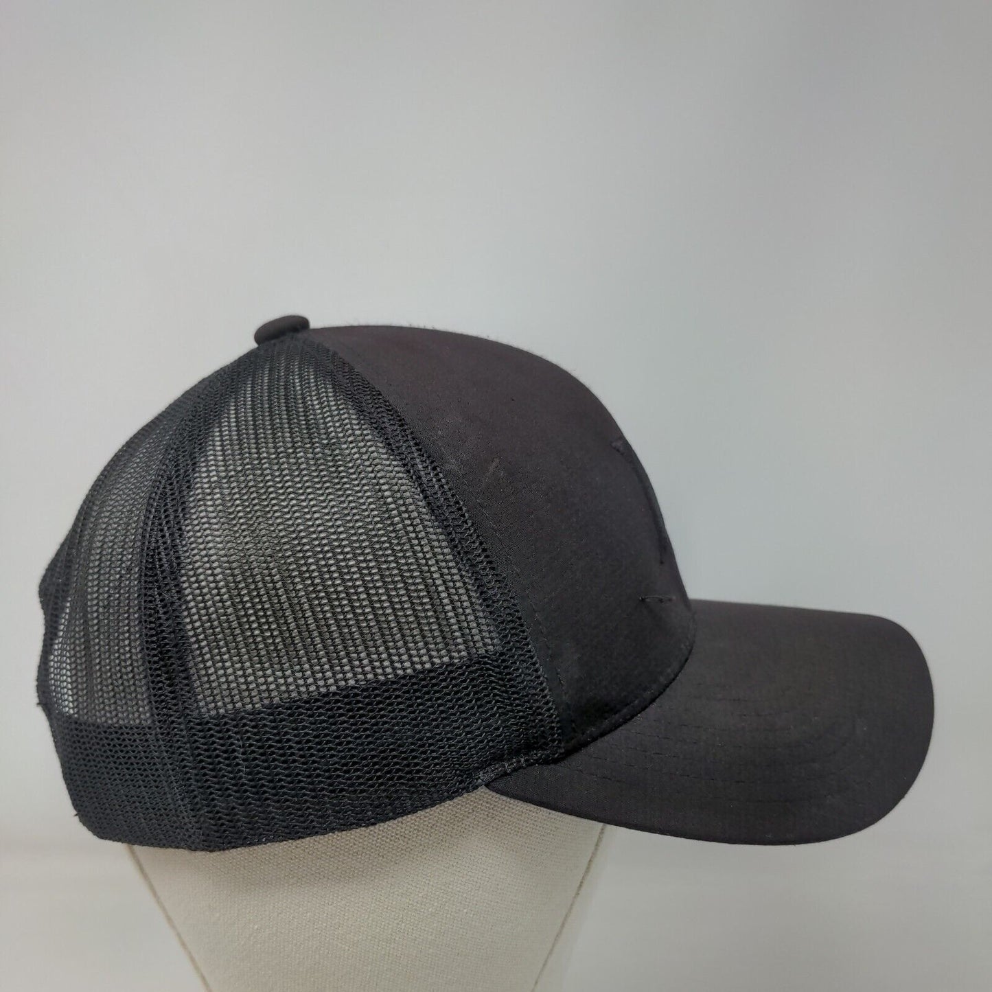 Hurley Snapback Trucker Hat Black OS Adjustable Mesh Back The Classics Yupoong