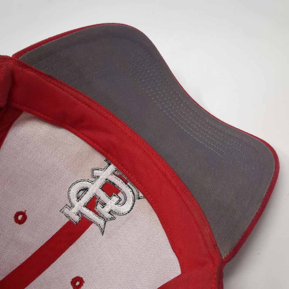 St. Louis Cardinals MLB Genuine Merchandise Red Baseball Cap One Size Strapback