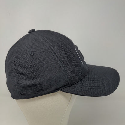 Flexfit Men's Fitted Hat Black Size L/XL Embroidered Travis Matthew Logo
