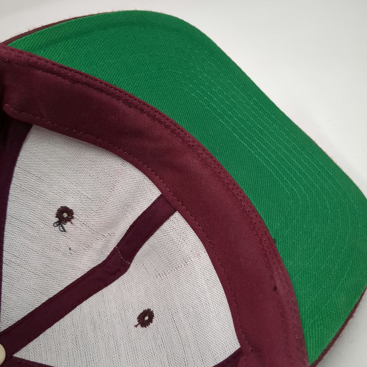 Universal Snapback Red OS Hat Spike Invitational 88 Green Underbrim Vintage