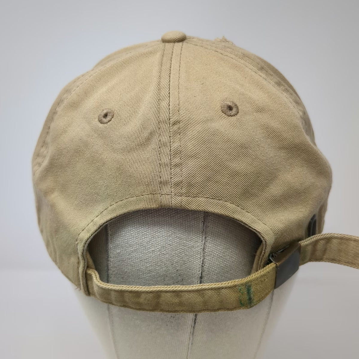 KBETHOS Baseball Cap Beige One Size Alien Patch Distressed Cotton Slideback Hat