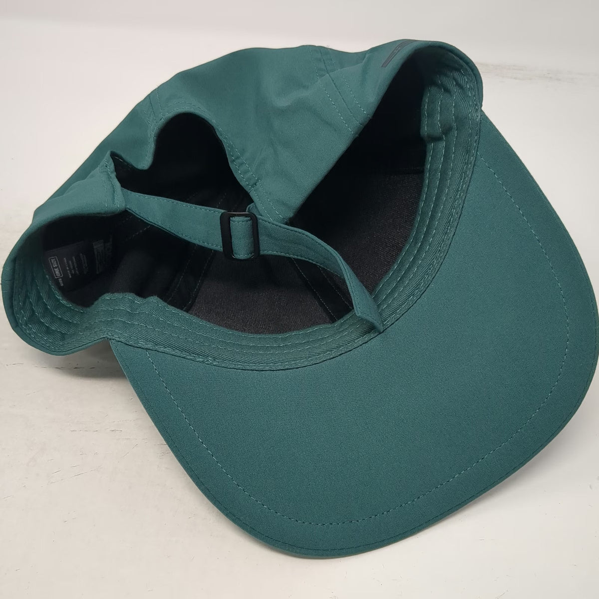 32 Degrees Baseball Cap Green One Size Performance Lightweight Slideback Hat
