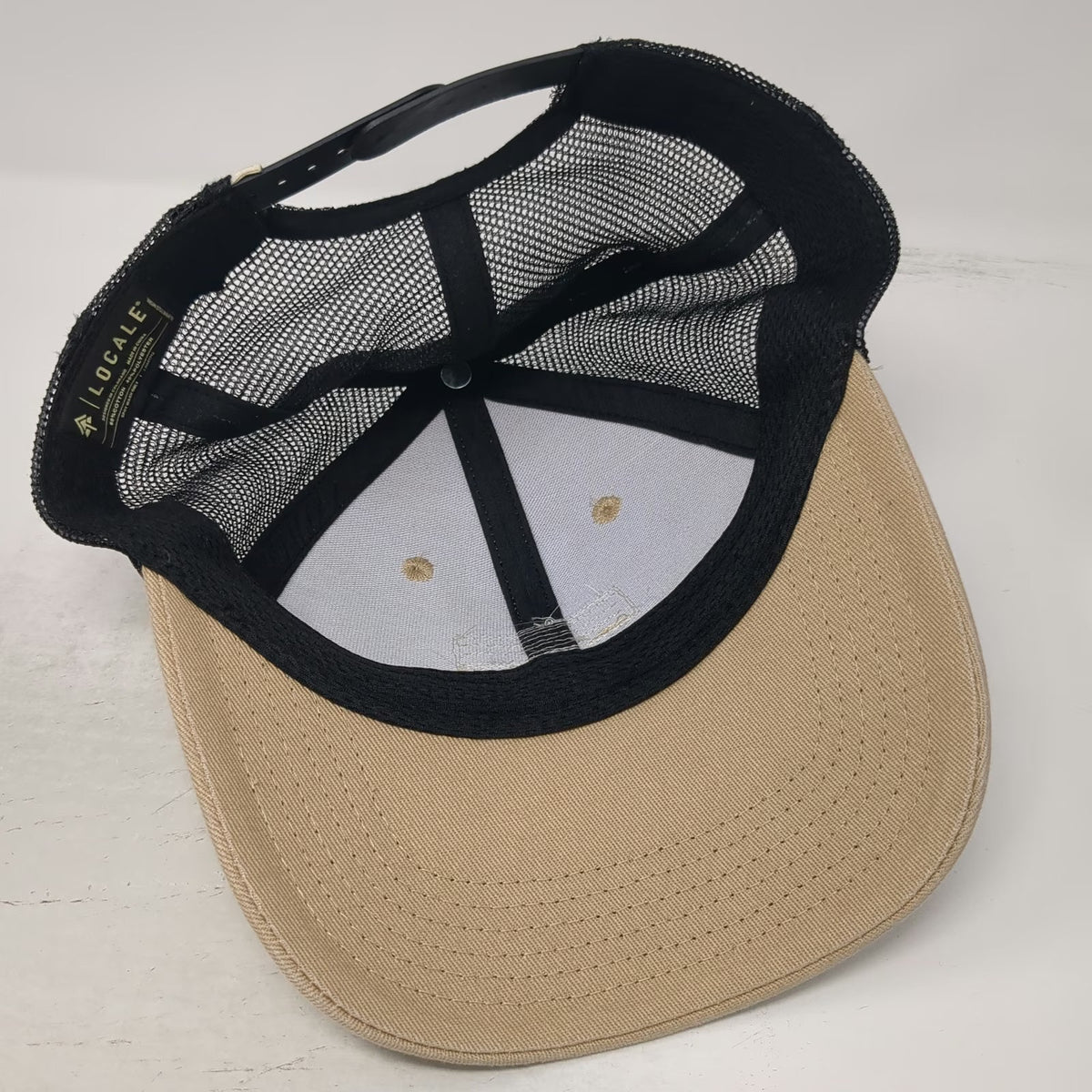 Locale Redfish Lake Lodge Trucker Hat Beige Black One Size Snapback Mesh Patch