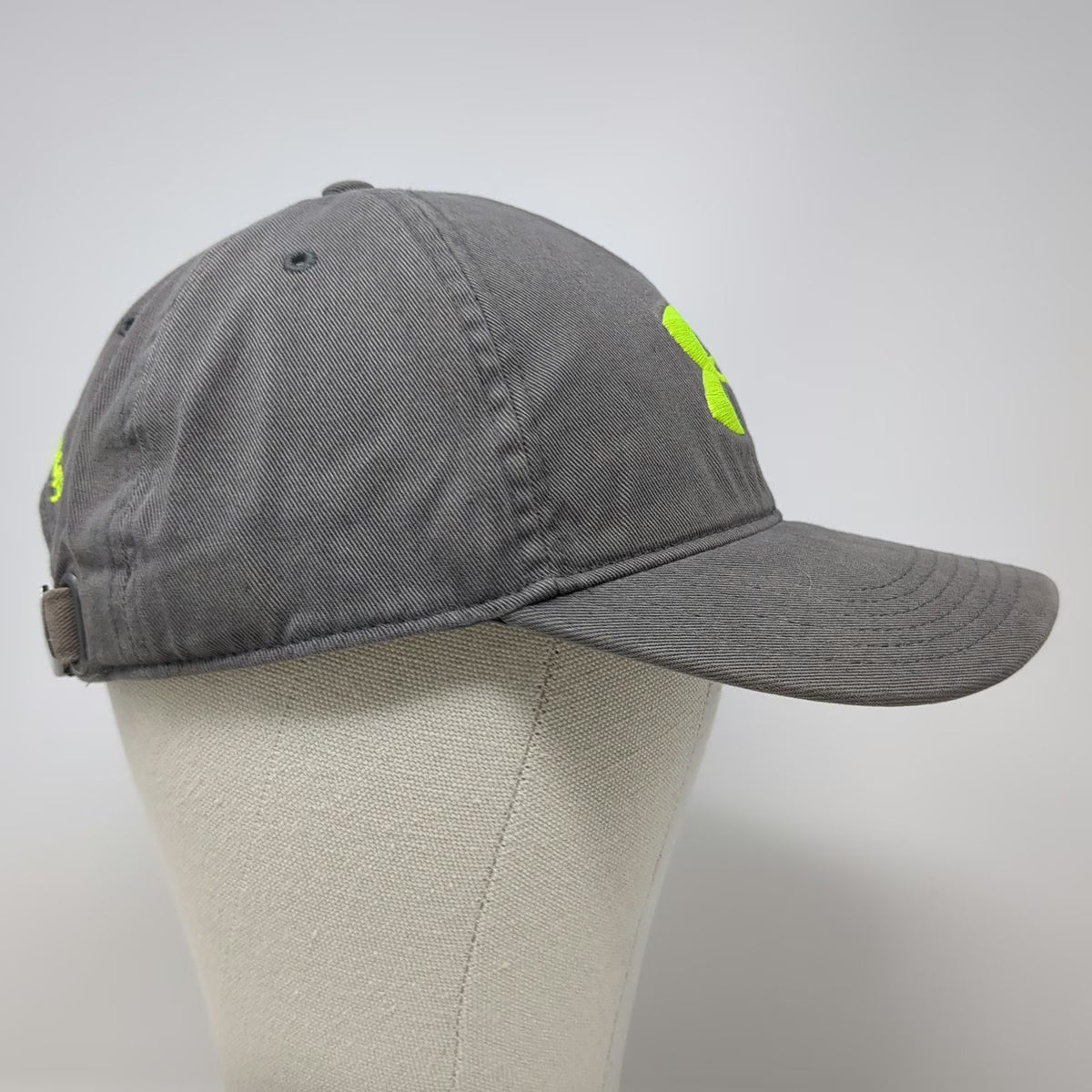 Under Armour Baseball Cap Gray One Size Green Embroidered Logo Slideback Hat