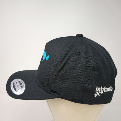 Yupoong 5 Panel Black Hat OSFM Latitude 90 Snapback Flat Brim Green Underbill