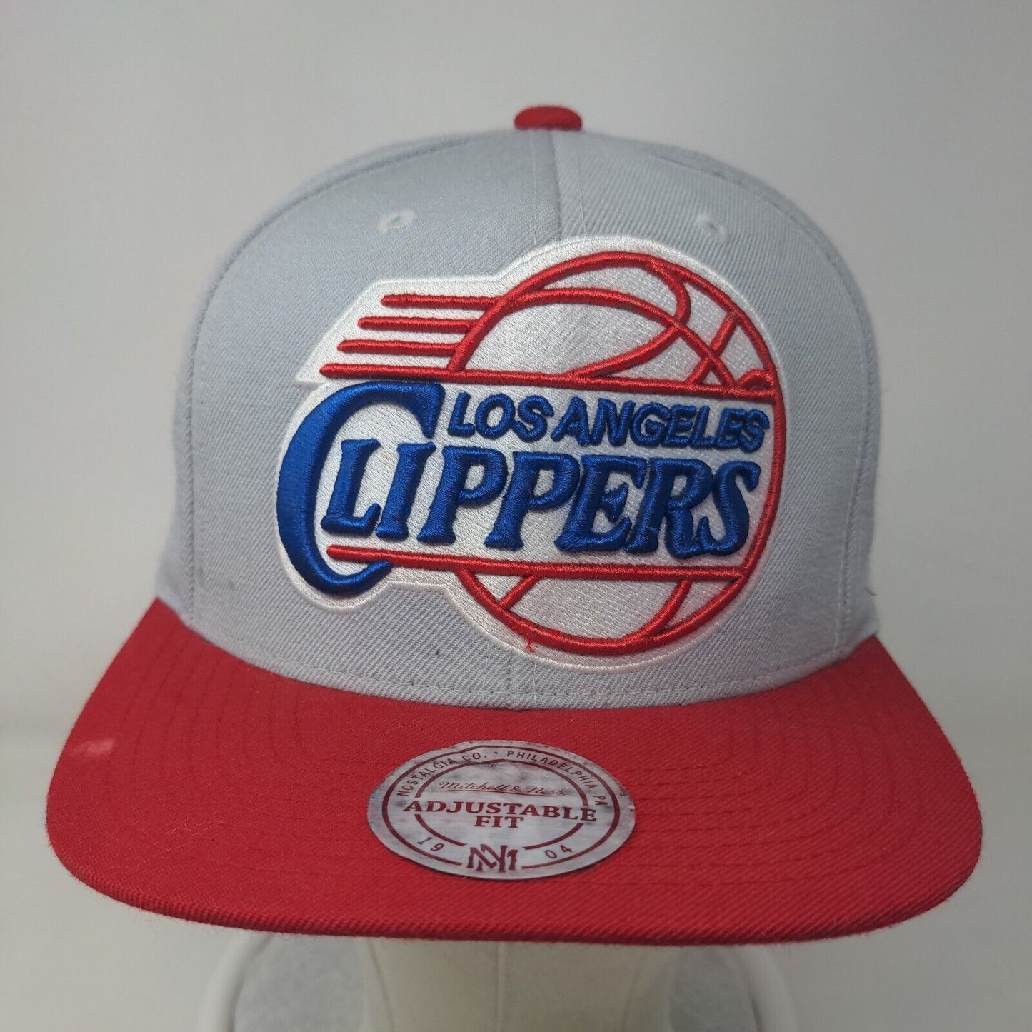 Mitchell & Ness Men's Snapback Hat Gray OSFA Embroidered Los Angeles Clippers