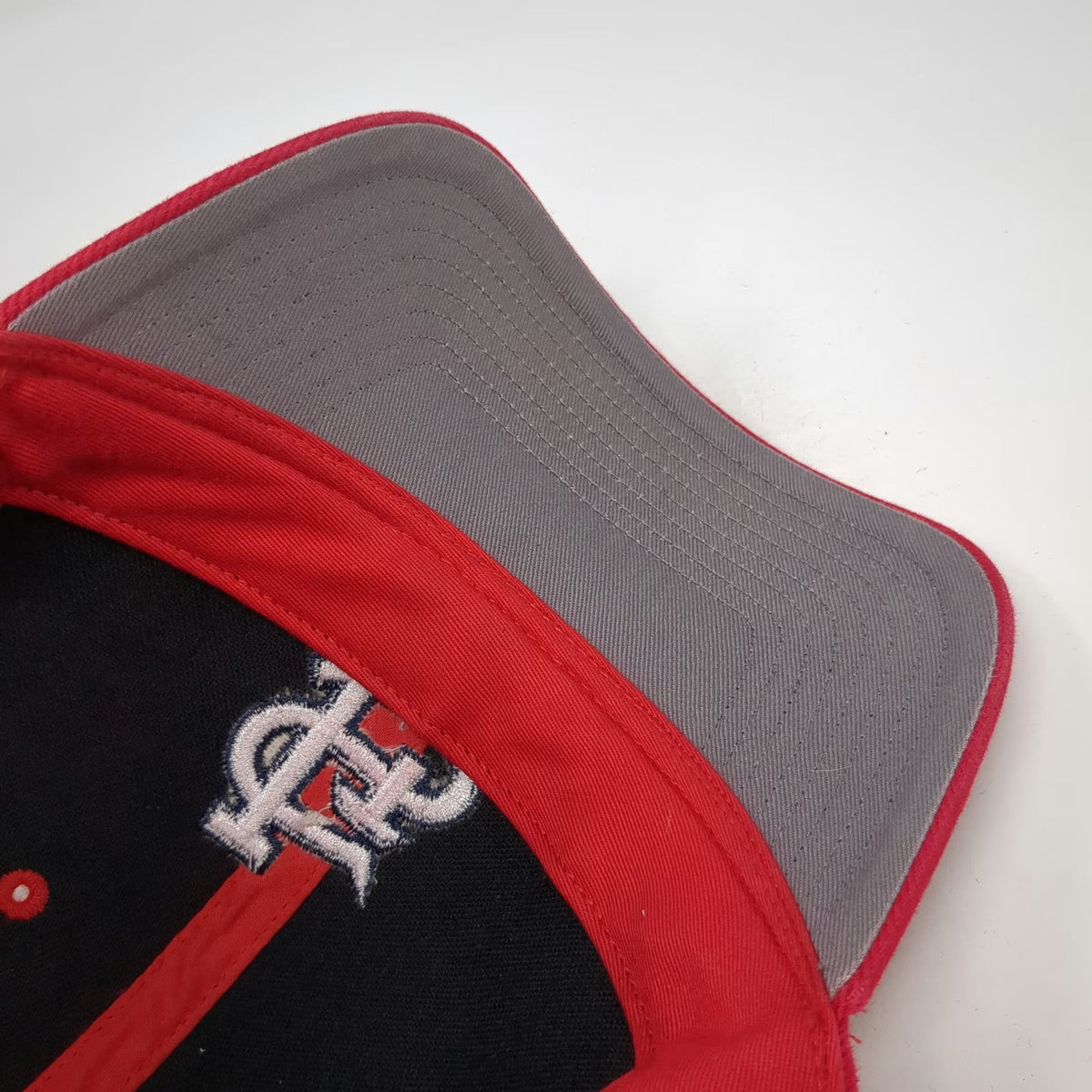 Twins Enterprise MLB St. Louis Cardinals Red One Size Baseball Cap Strapback Hat