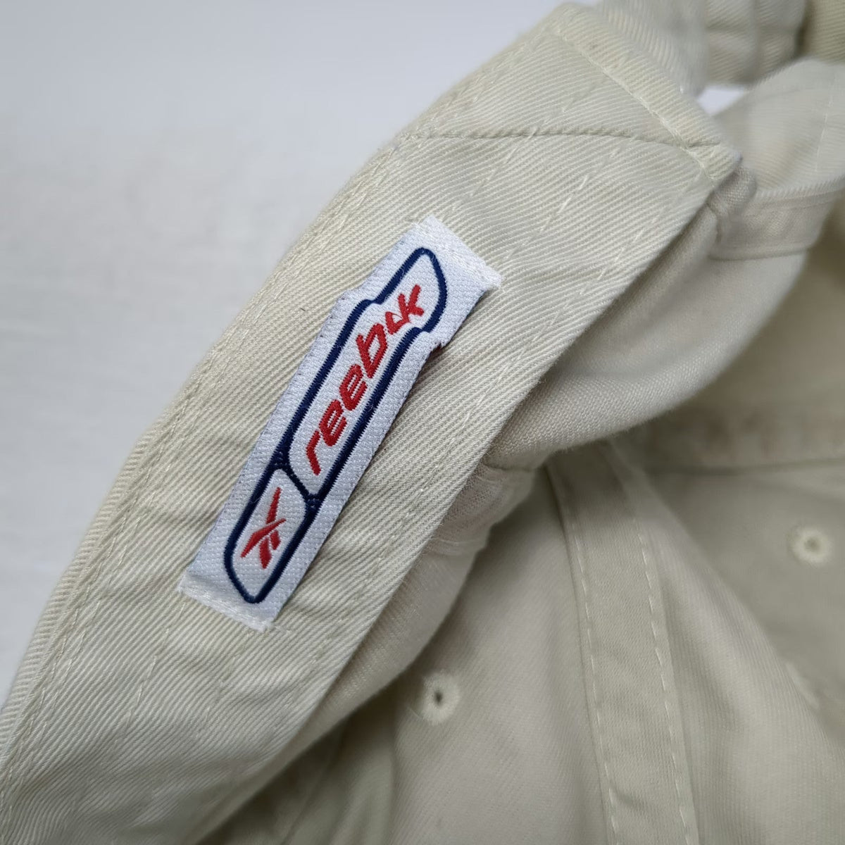Reebok Baseball Cap Beige One Size Golf Embroidered Cotton Slideback Strap Hat