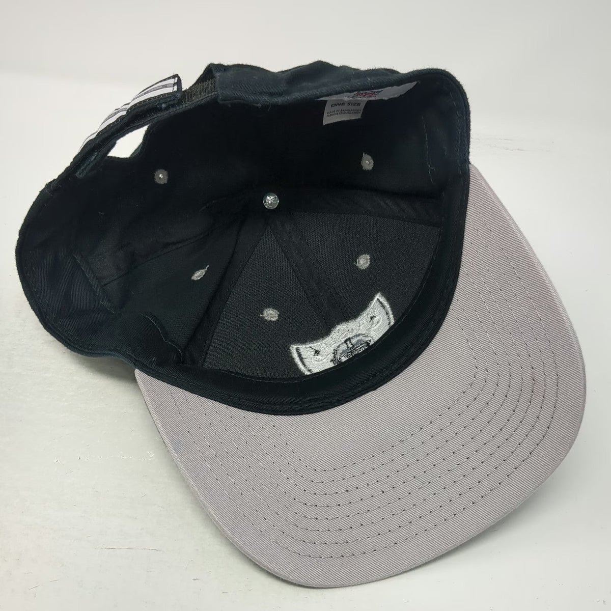 Las Vegas Raiders NFL Team Apparel Black Gray One Size Strapback Embroidered Cap