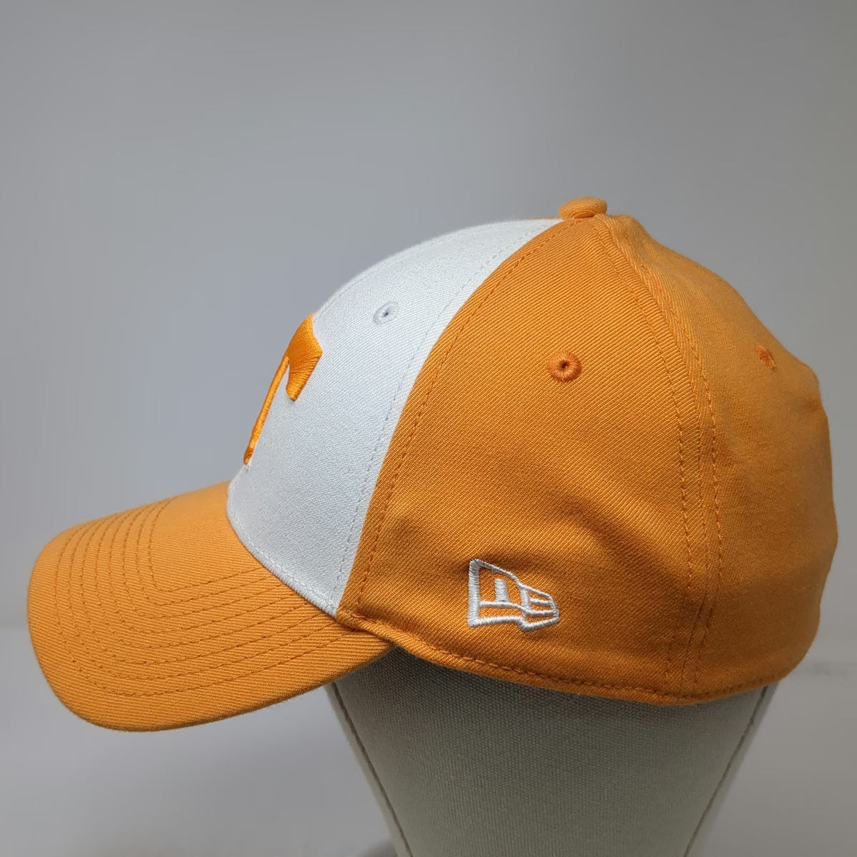 New Era Tennessee Volunteers NCAA Baseball Cap Orange White L 39THIRTY Logo Hat