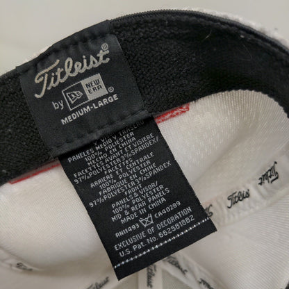 Titleist Men's Fitted Hat White Size M/L Embroidered Pro V1 Logo