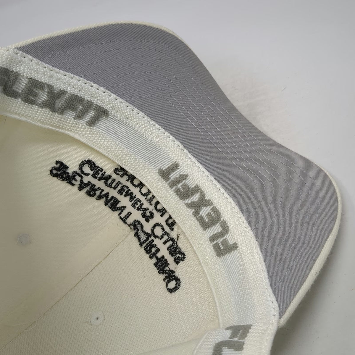 Flexfit Spearmint Rhino Gentlemen's Clubs 2006 Signed White XL Cap Hat Vintage