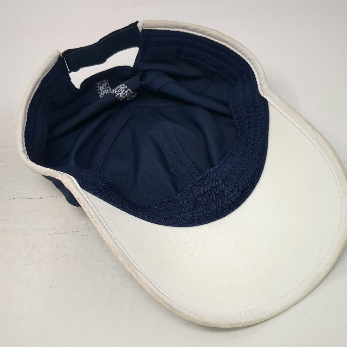 Nike Blue One Size Baseball Cap Hat Piped Brim 3D Logo Navy Strapback