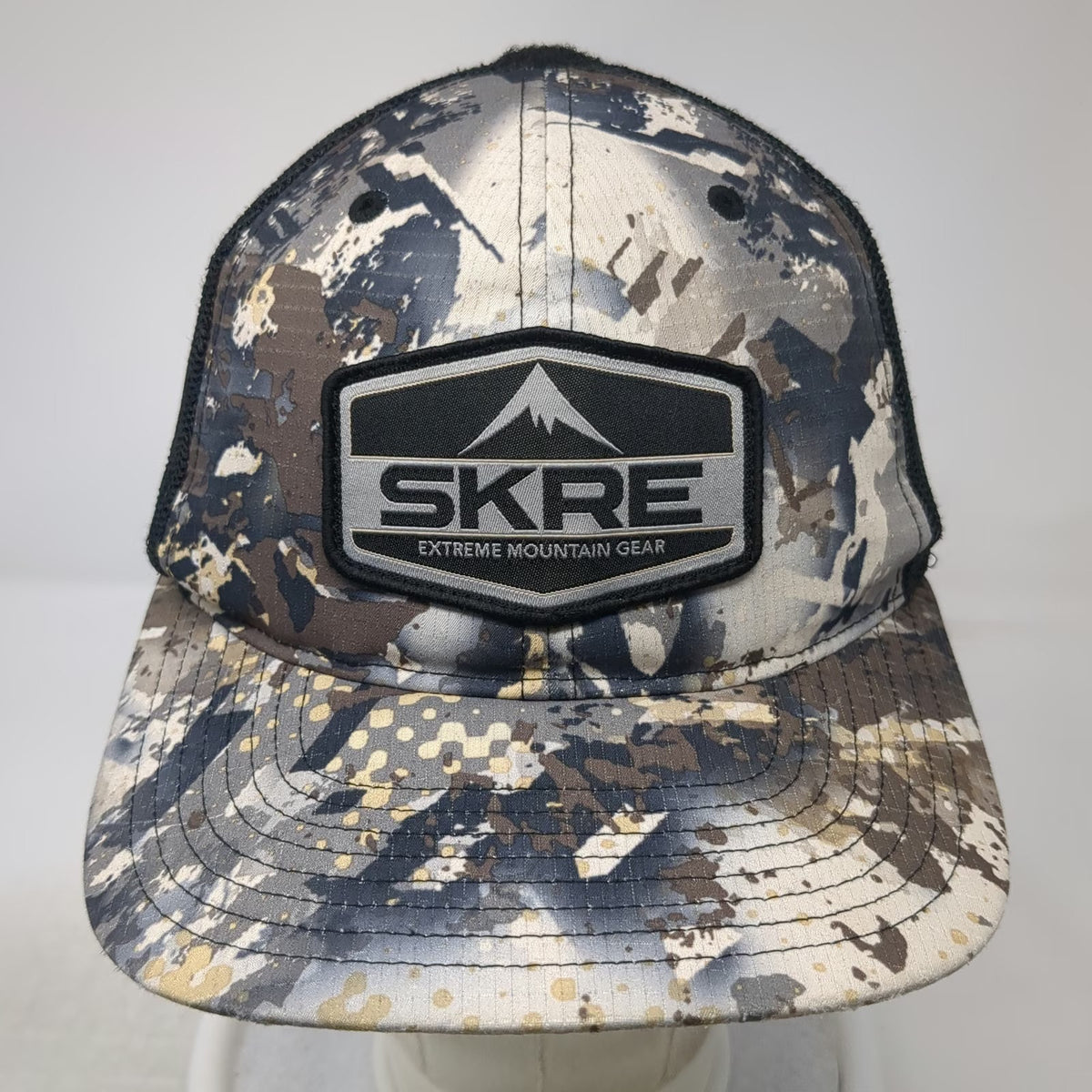 SKRE Trucker Hat Gray Black Camo One Size Mountain Gear Snapback Hunting Outdoor
