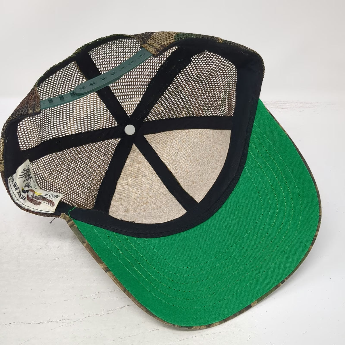 Duck Bay Green Trucker Hat Camo Mesh Back Snapback Hunting Outdoor Vintage