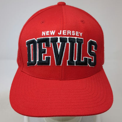 Mitchell & Ness New Jersey Devils NHL Red Snapback One Size Green Underbrim Hat