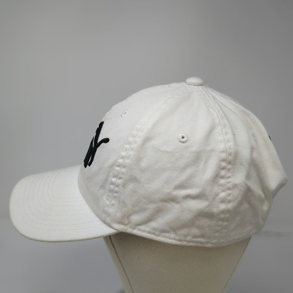 Puma Baseball Cap White One Size Embroidered Logo Adjustable Slideback Hat