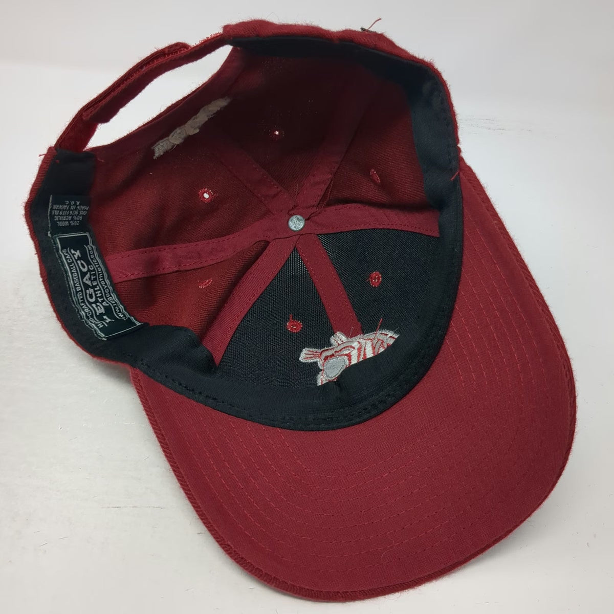 Legacy Baseball Cap Red OS NCAA Strapback WSU Wazzu Cougars Embroidered Hat