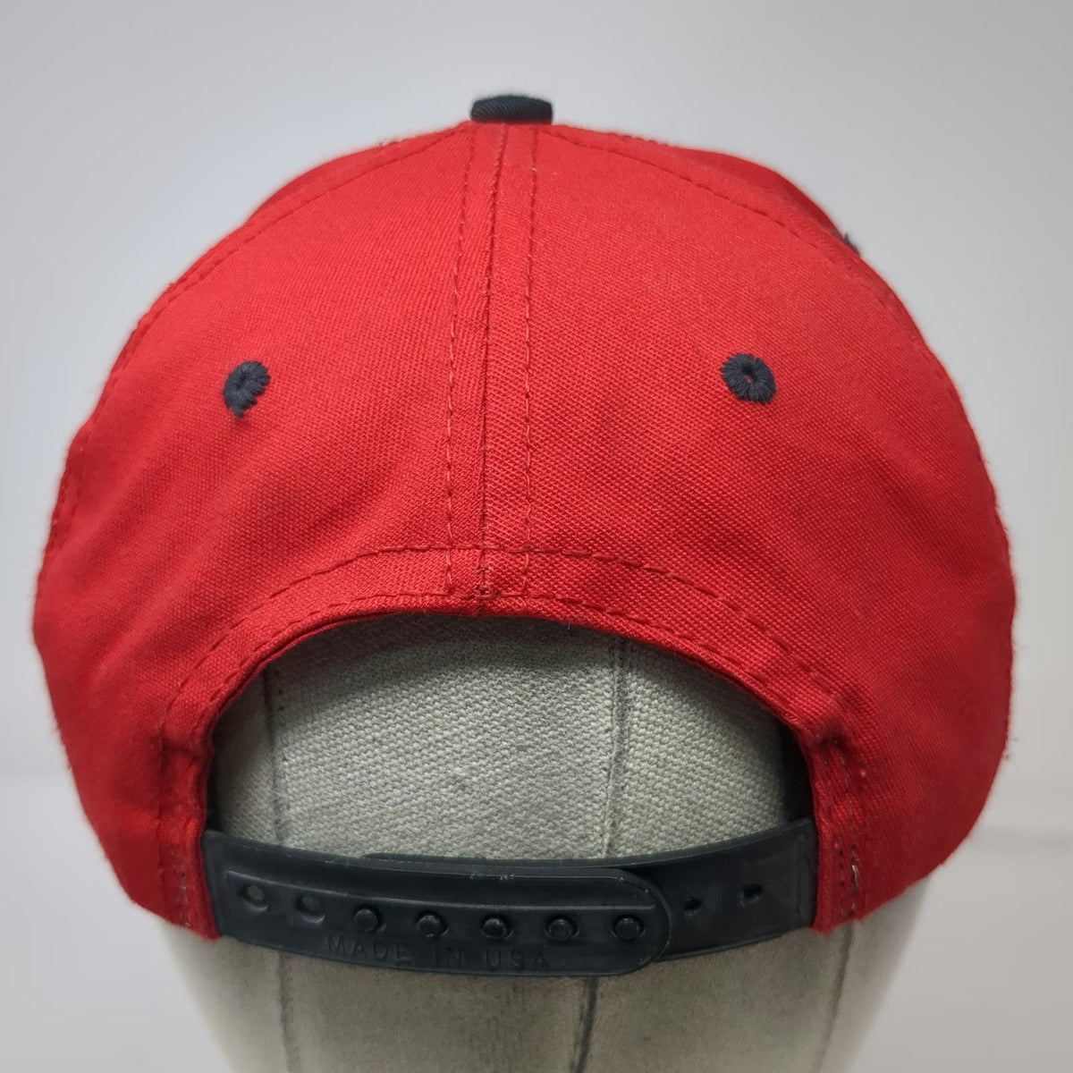 Disney Store Snapback Red Mickey Mouse Plane Crazy Comic Hat USA Vintage