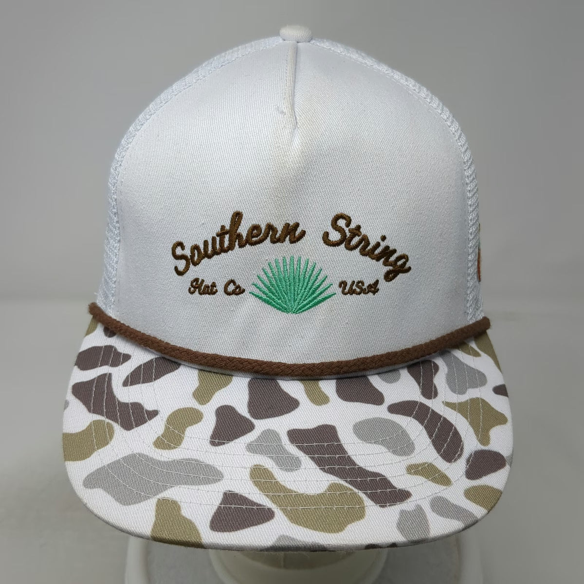 Southern String White One Size Trucker Hat Barefoot Country Music Fest Camo Mesh