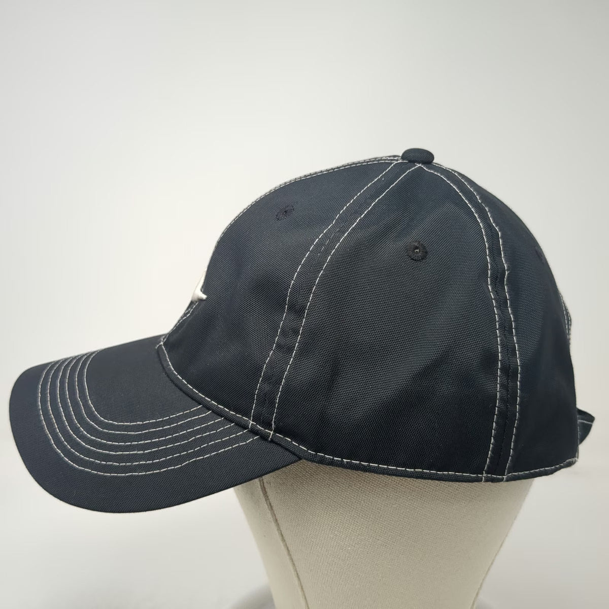 Nike Baseball Cap Black OSFM Lyons Embroidery Contrast Stitching Polyester Hat