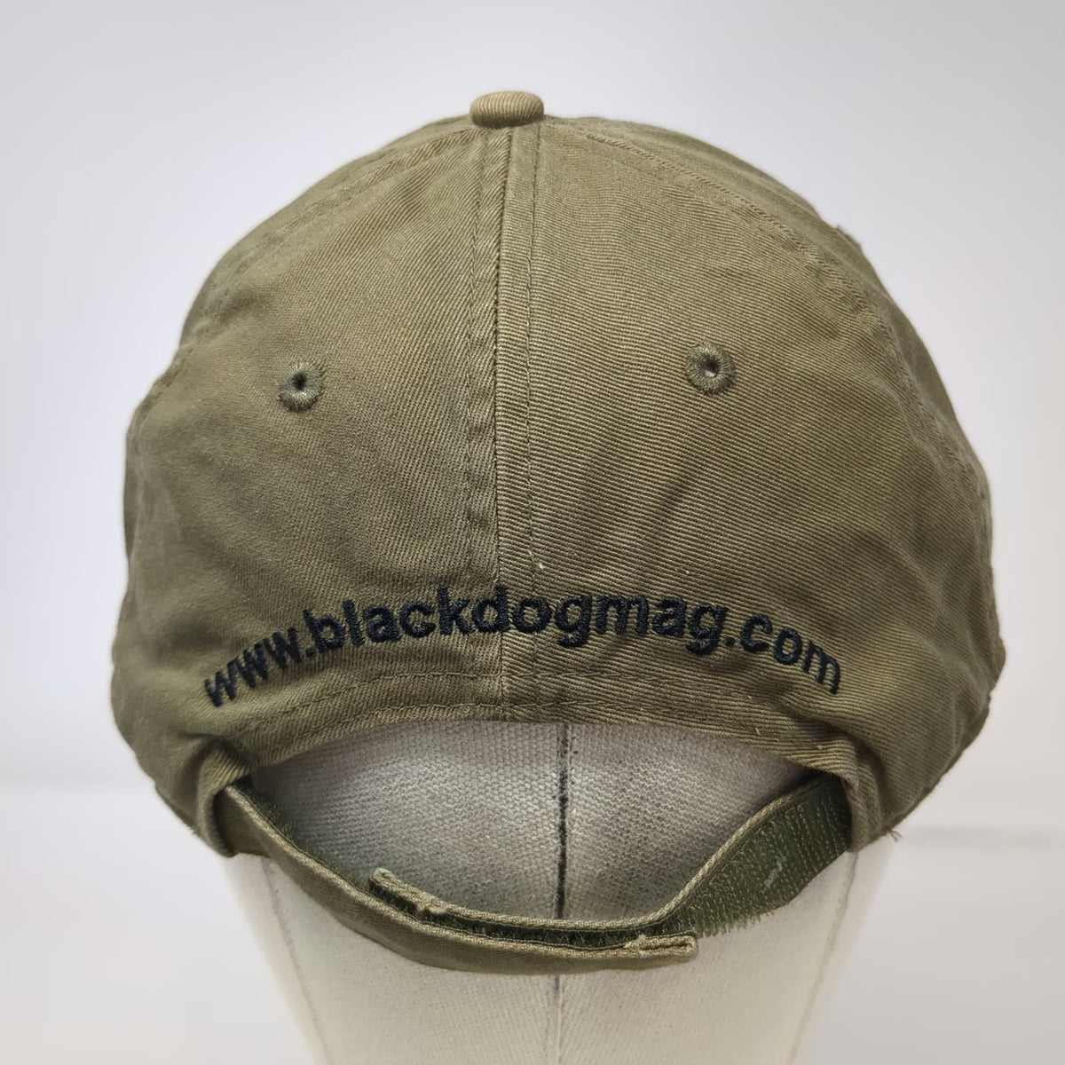 Black Dog Magazine Baseball Cap Green One Size Paw Print American Flag Hat