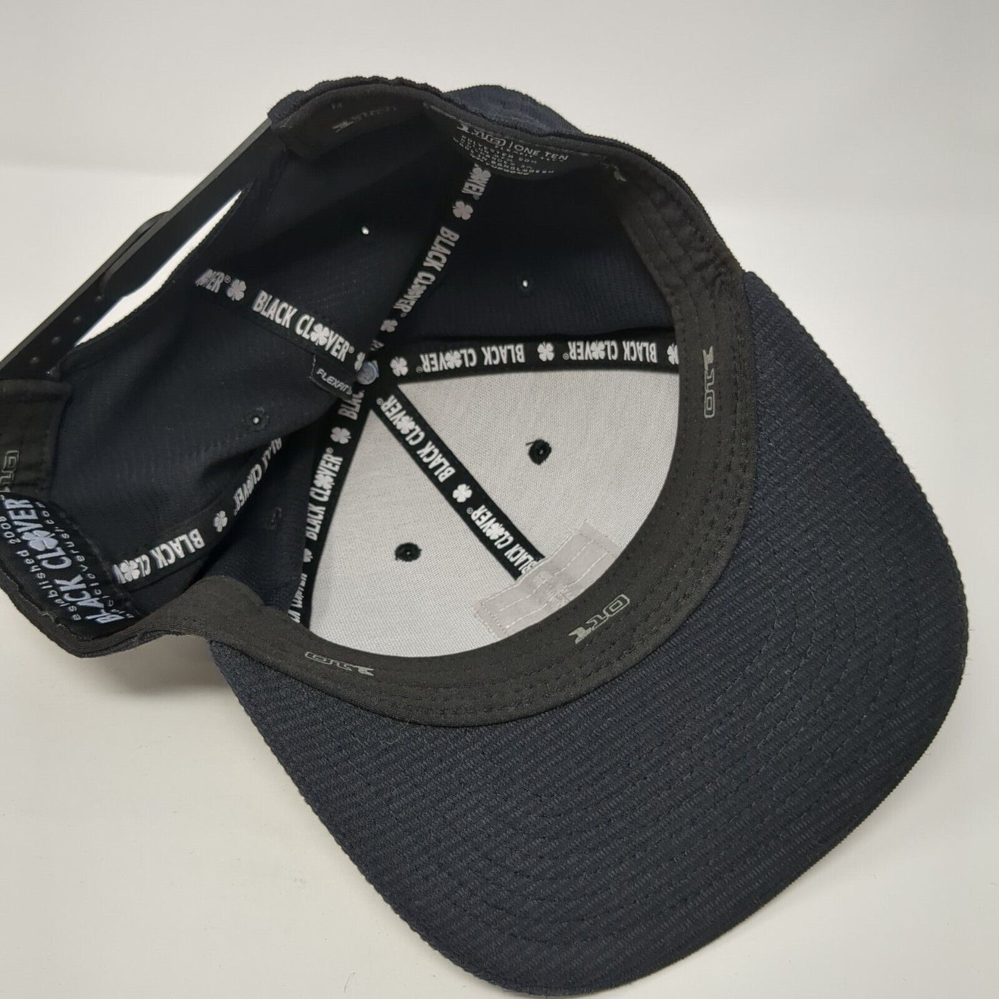 Black Clover Snapback Hat Black One Size Adjustable Flexfit 110 Yupoong