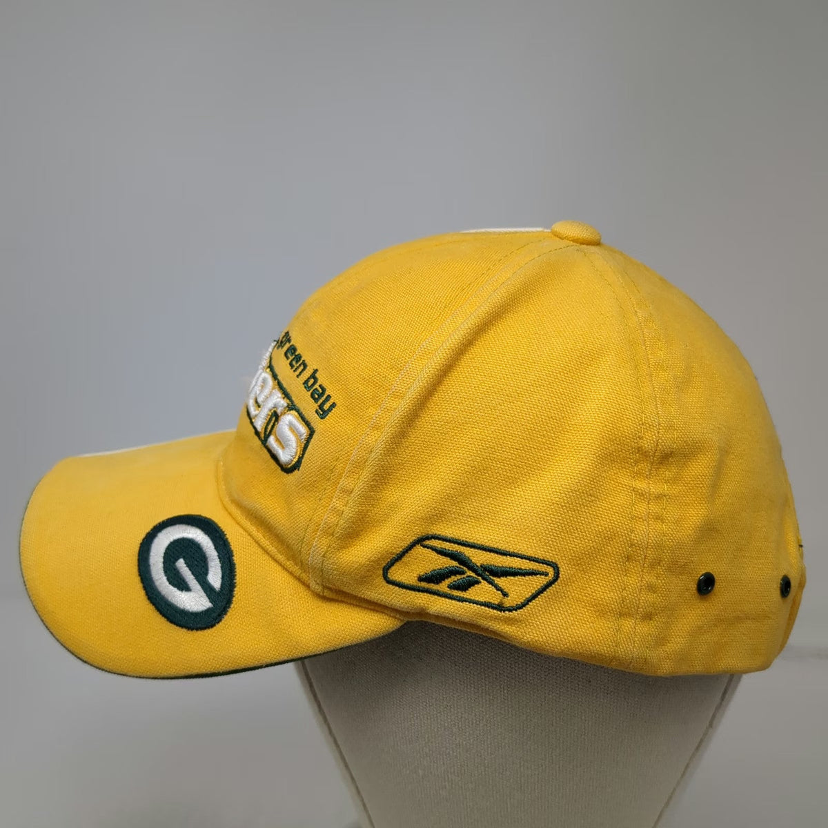 Green Bay Packers NFL Reebok Cap Yellow One Size Embroidered Logo Pro Line Strap
