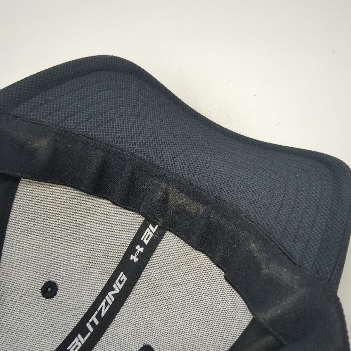 Under Armour Baseball Cap Black L Tonal Logo Performance Curved Brim Classic Hat