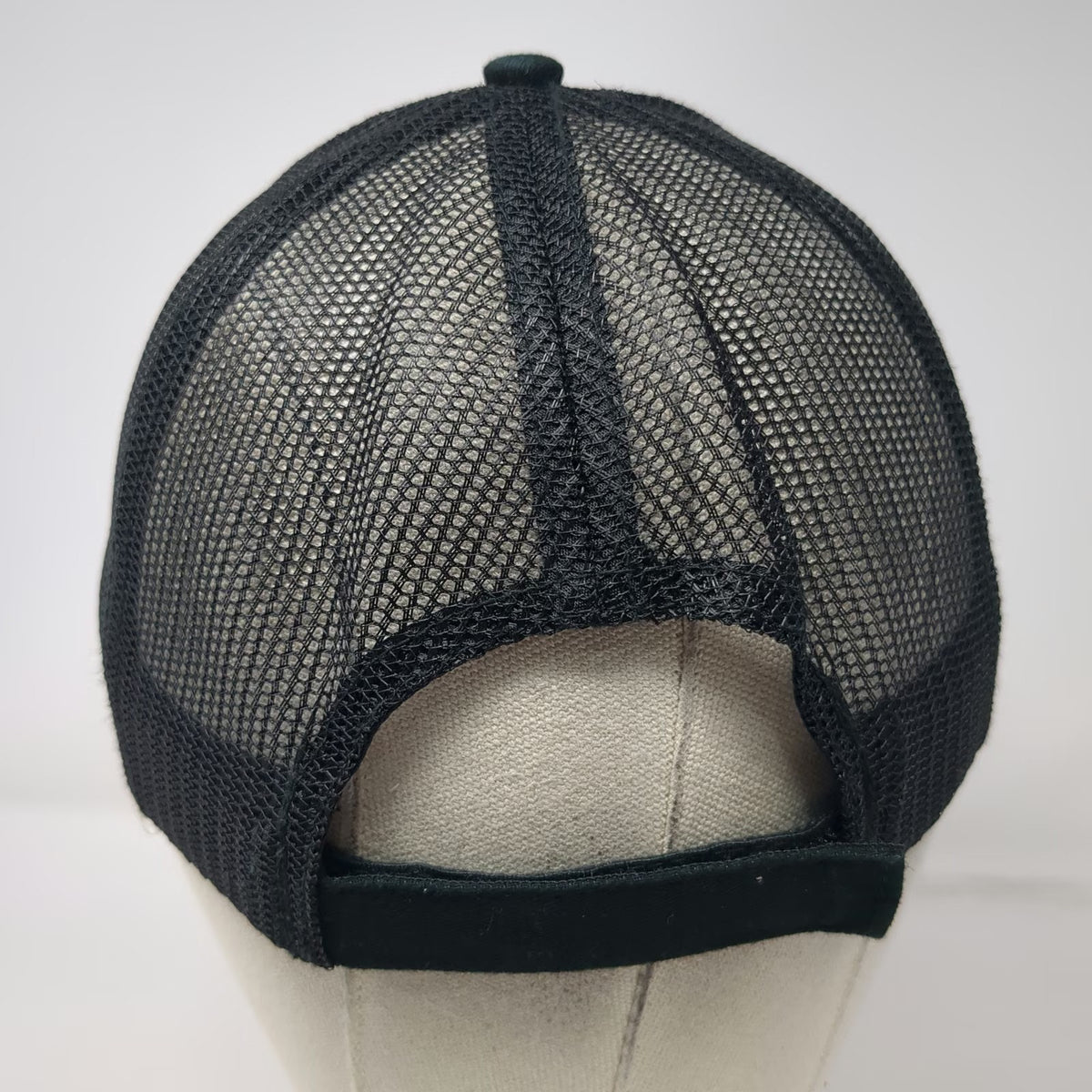 Sawyer Baseball Cap Black One Size Mesh Strapback Red Embroidered Logo Hat