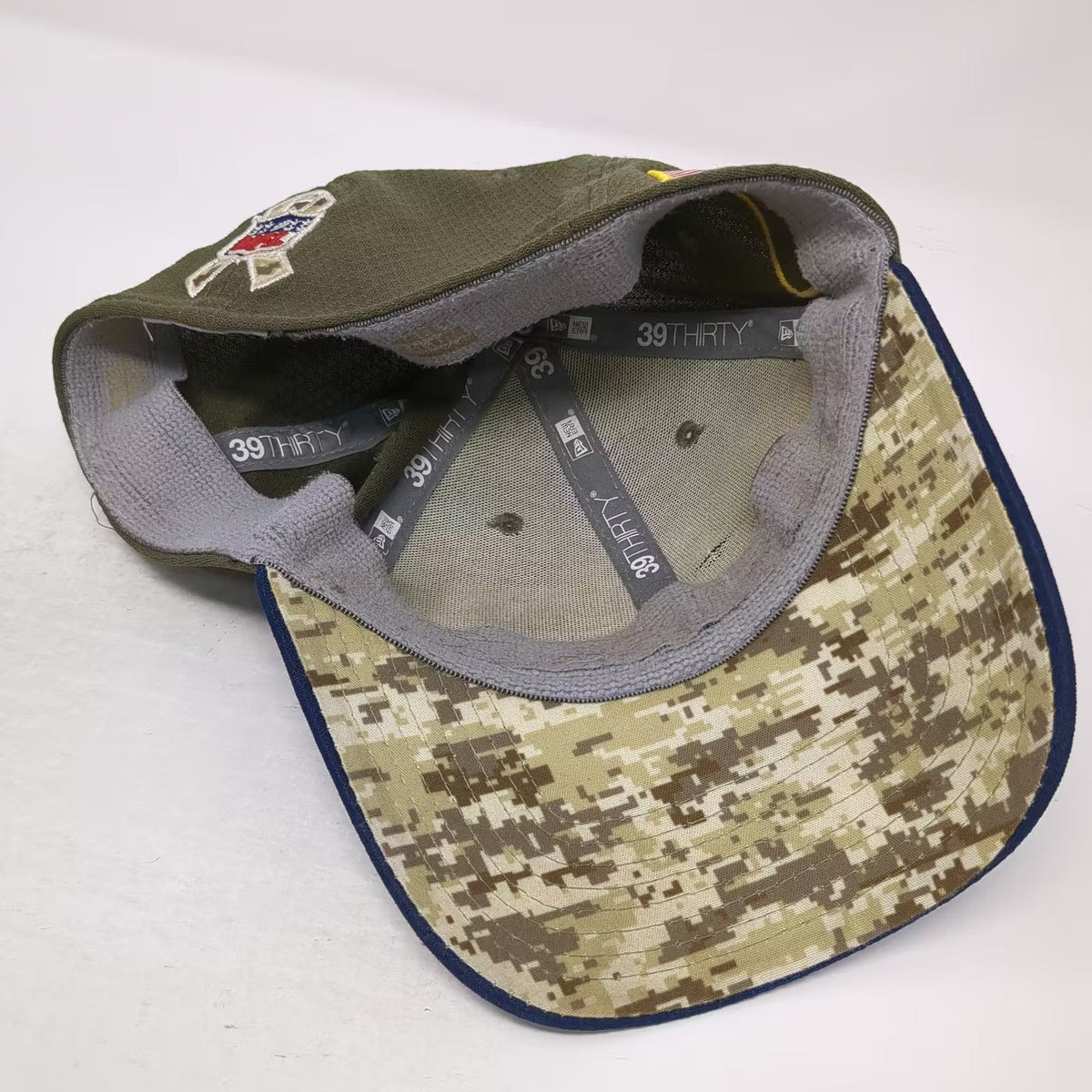 New Era Seattle Seahawks NFL Green Baseball Cap Size M Salute to Service Camo
