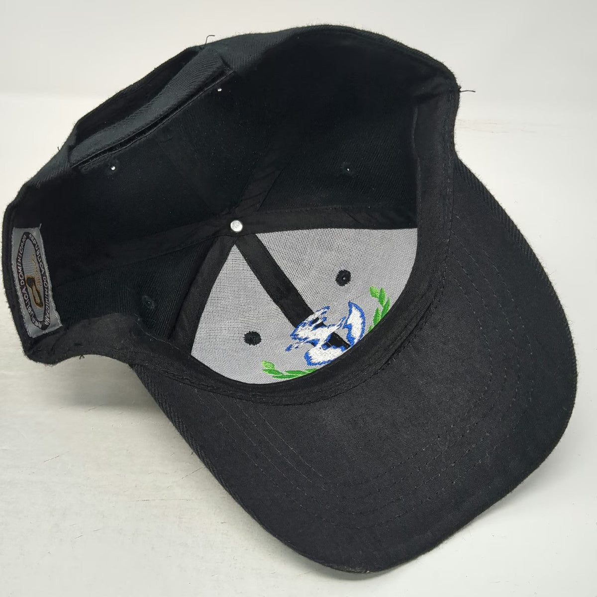 Remo Invictus Embroidered Globe Laurel Wreath Black Baseball Cap Hat One Size