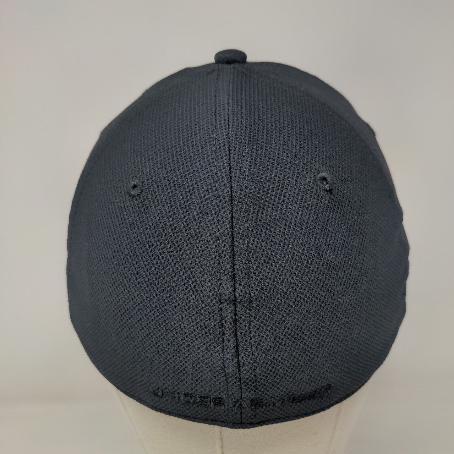 Under Armour Blitzing Fitted Hat Black M/L UA Classic Fit Embroidered