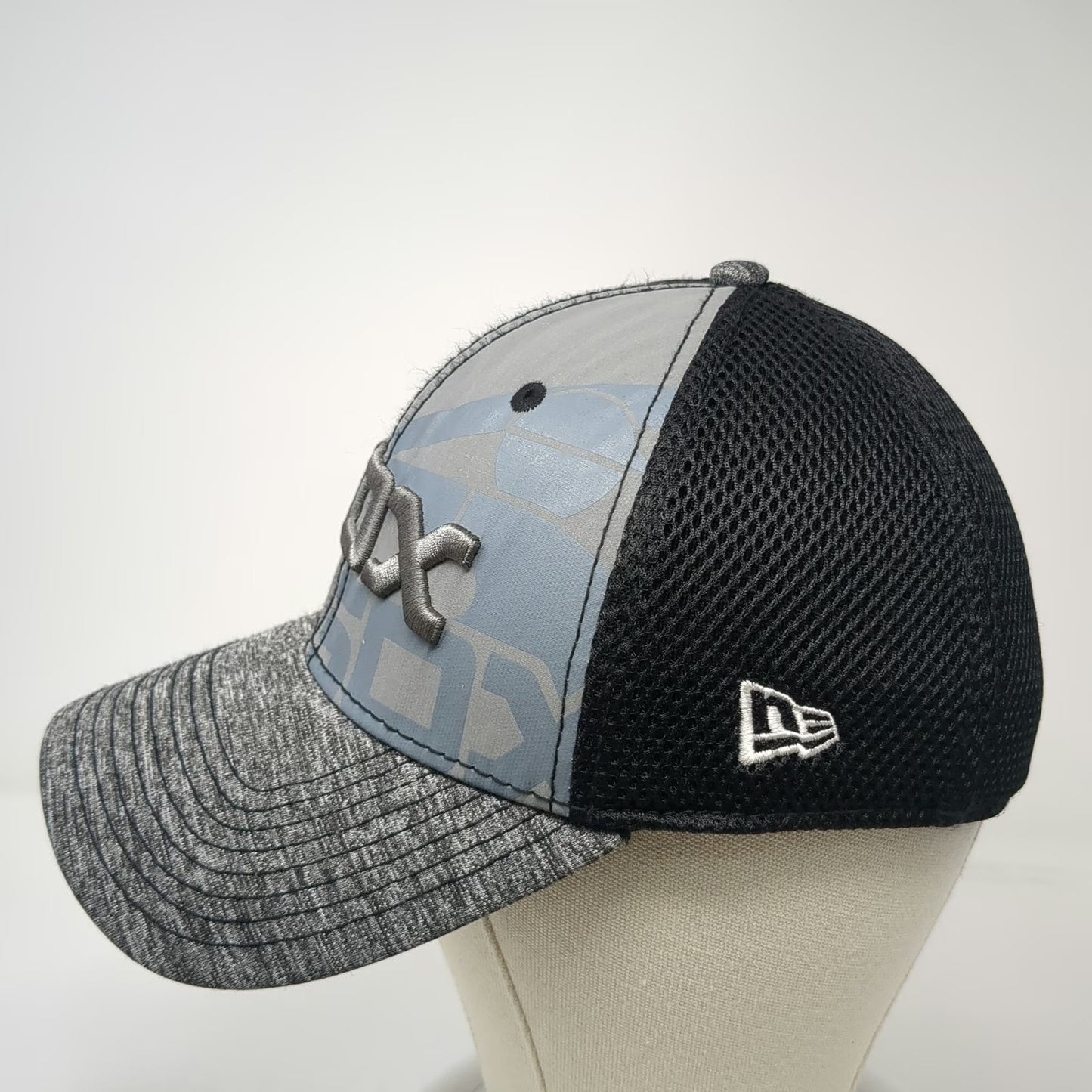 Chicago White Sox MLB New Era Baseball Cap Gray M 39THIRTY Stretch Fit Mesh Hat