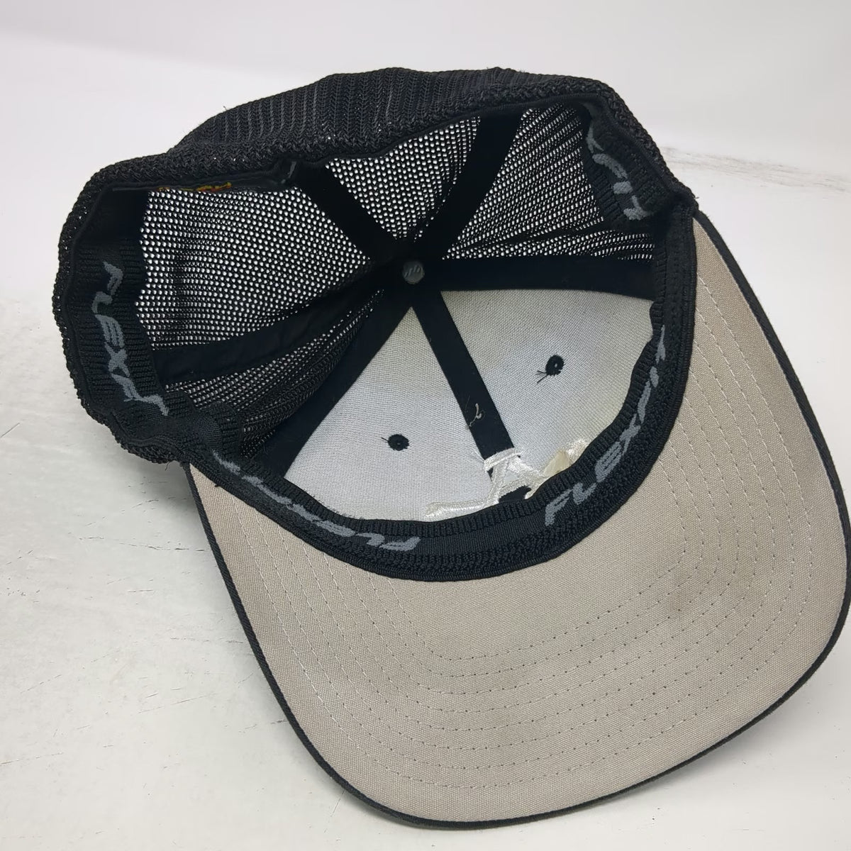 Yupoong Baseball Cap Black One Size Mesh Flexfit Curved Brim Embroidered CAF hat