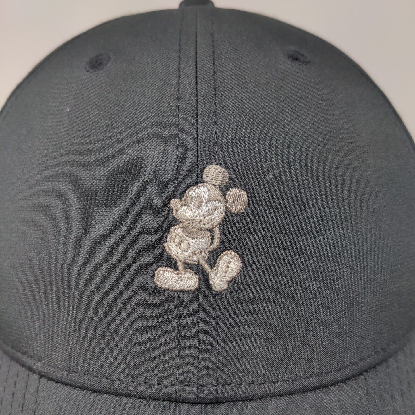 Disney Mickey Mouse Strapback Hat Black OSFM Nike Legacy 91 Dri-Fit