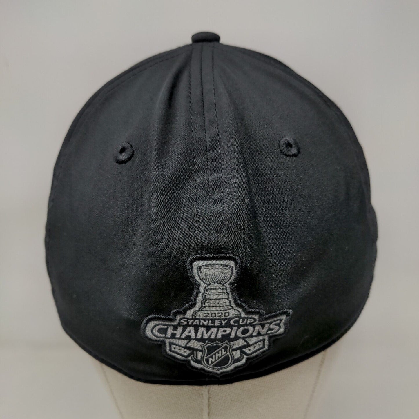 Fanatics Fitted Hat 2020 Stanley Cup Tampa Bay Lightning Multicolor Size M/L NHL