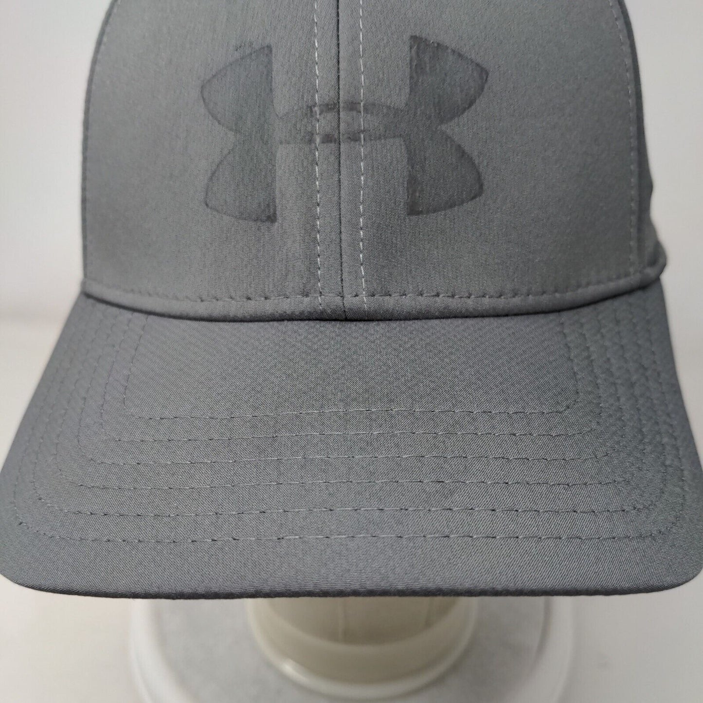 Under Armour Fitted Hat Gray Medium/Large 6 Panel Solid Vent Holes
