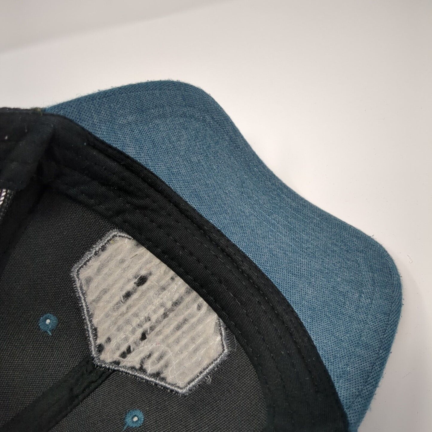 USA Mount Rushmore Snapback Mesh Back Trucker Hat Blue One Size Triangle